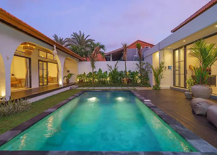 Villa Luxe 4-bedroom - Private Pool & Rice Field Outlook